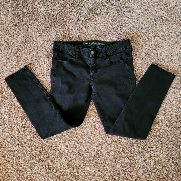 Jeans - Picture 1 of 4